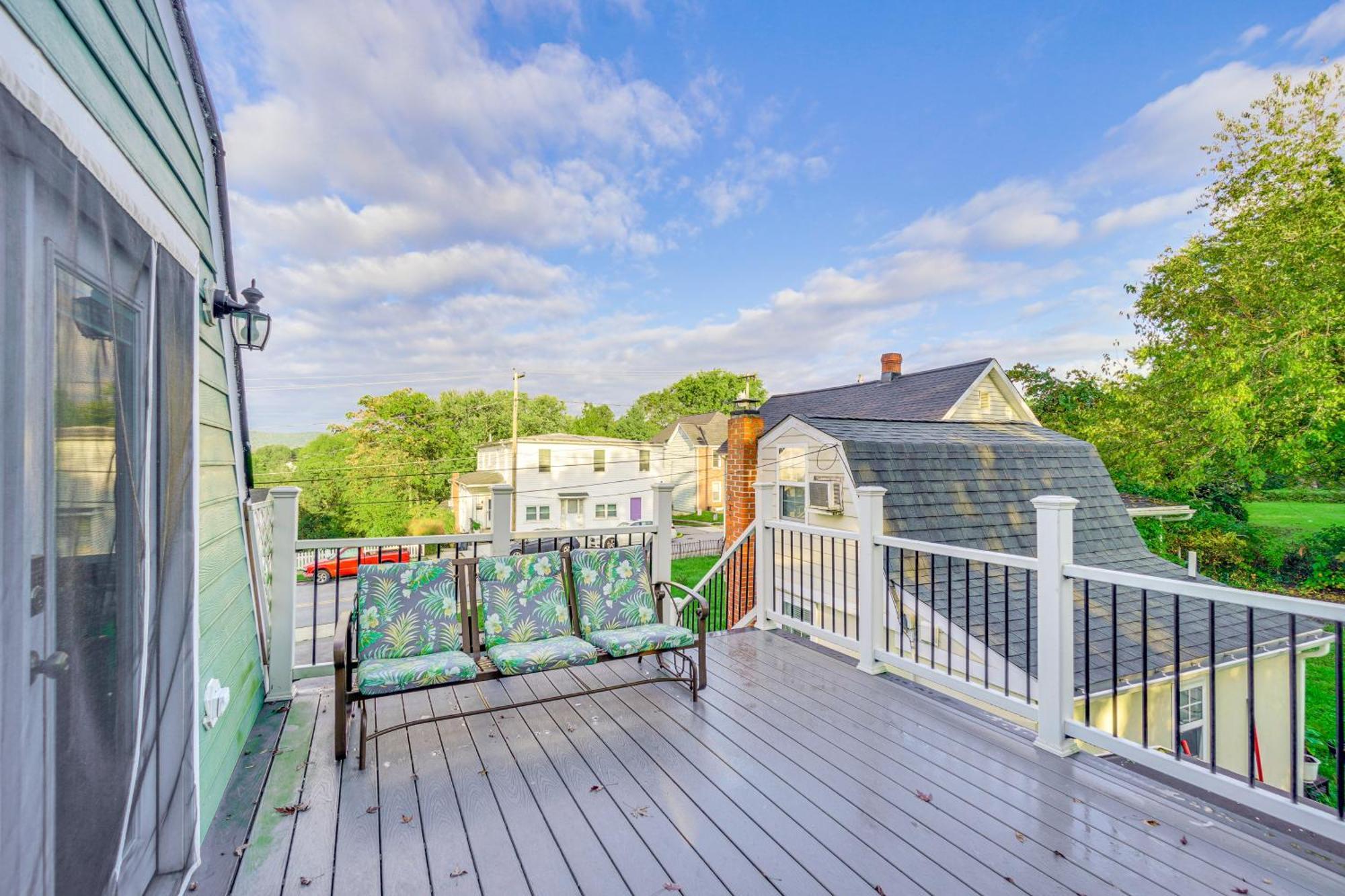 Epic Brunswick Apartment, Deck With Private Hot Tub! エクステリア 写真